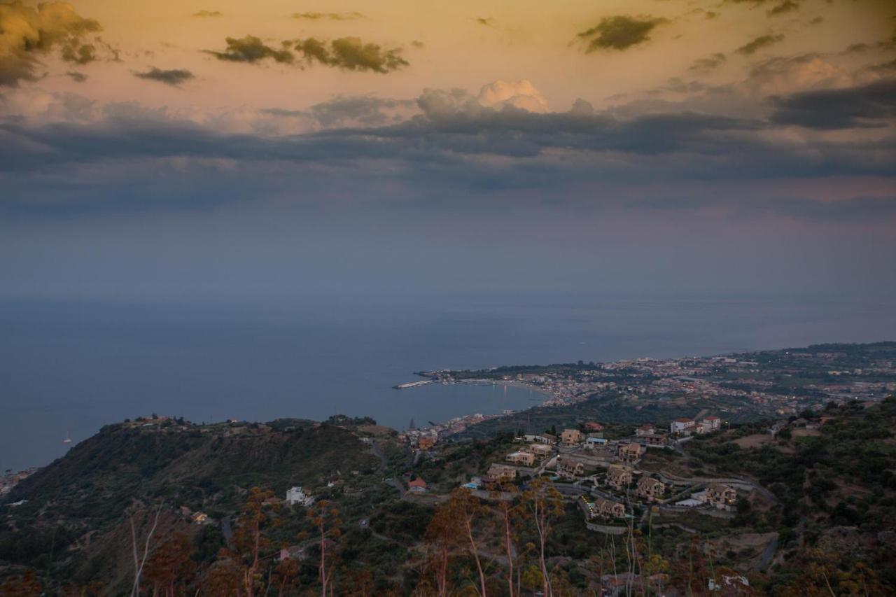 Pensjonat Casale Di Caterina Taormina Zewnętrze zdjęcie